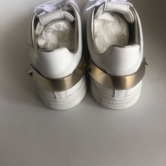 NIB $695 Valentino Net Perforated White Court Sneaker w/ Gold Accent- Size 10.5! - Picture 11 of 16